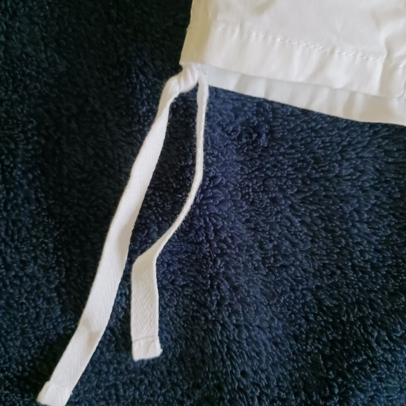 White Denver Hayes Capri Pants - Picture 6 of 11